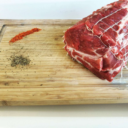 Rôti de porc dans l'Echine ou Epaule